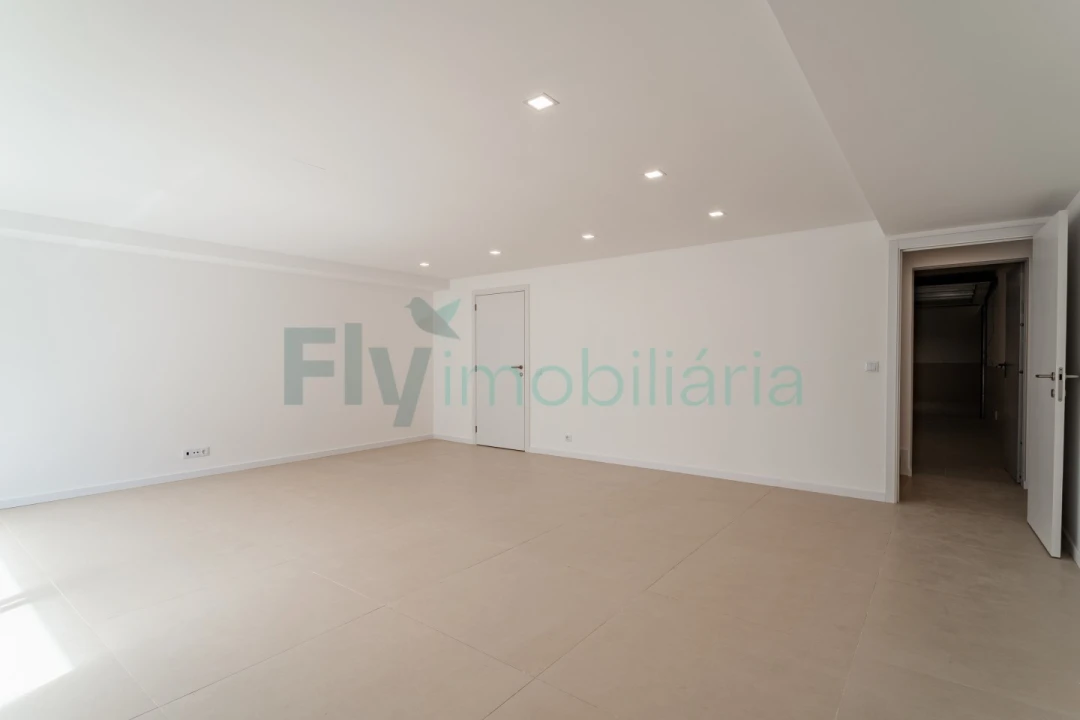 Moradia T4 para Venda em Canidelo Foto 76