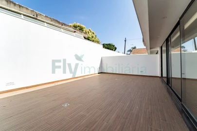 Moradia T4 para Venda em Canidelo