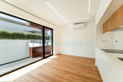 Moradia T4 para Venda em Canidelo