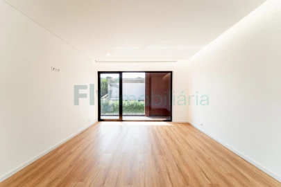 Moradia T4 para Venda em Canidelo