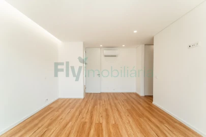 Moradia T4 para Venda em Canidelo