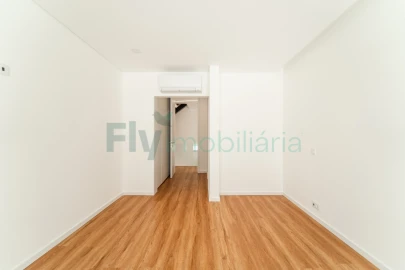 Moradia T4 para Venda em Canidelo