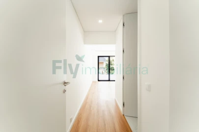 Moradia T4 para Venda em Canidelo