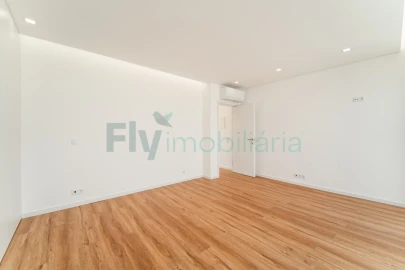 Moradia T4 para Venda em Canidelo