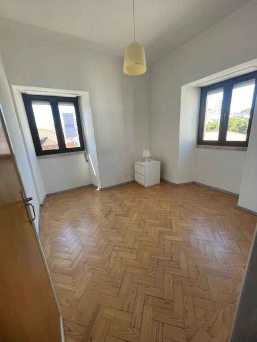 Quarto para Arrendamento em Leiria, Pousos, Barreira e Cortes Foto 6
