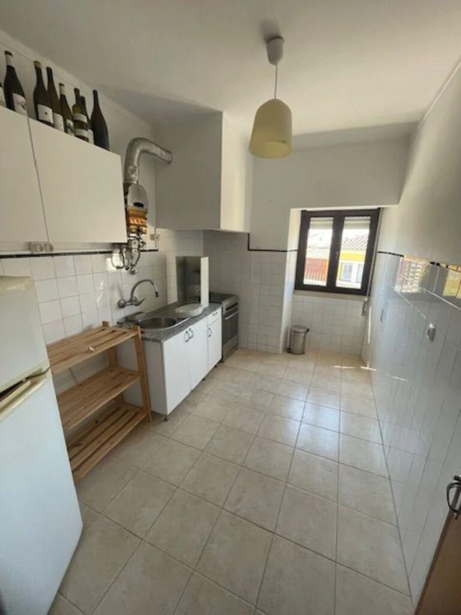 Quarto para Arrendamento em Leiria, Pousos, Barreira e Cortes Foto 2