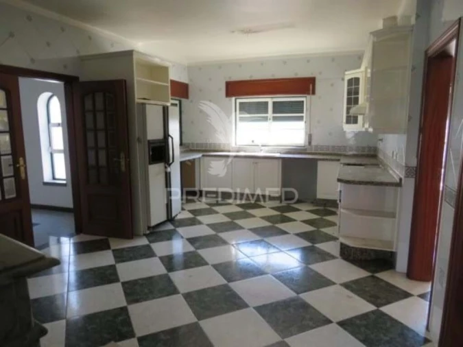 Moradia T4 para Venda em Assunção, Ajuda, Salvador e Santo Ildefonso Foto 2