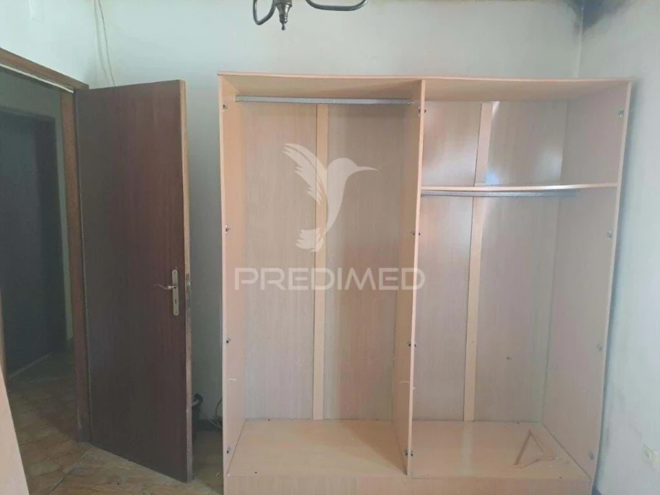 Moradia T4 para Venda em Alfaião Foto 5