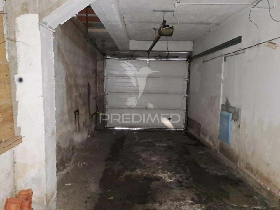 Moradia T4 para Venda em Alfaião Foto 7