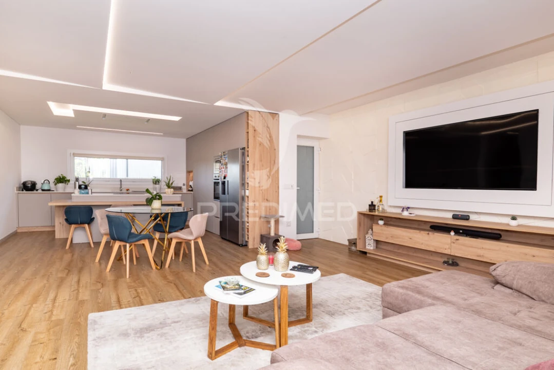 Moradia T3 para Venda em Turiz Foto 17