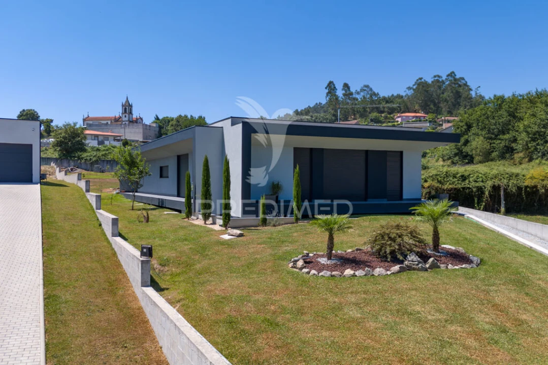 Moradia T3 para Venda em Turiz Foto 5