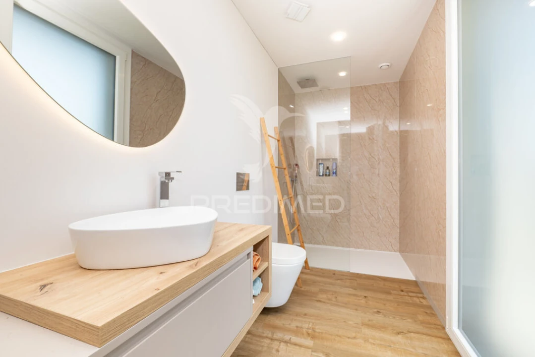 Moradia T3 para Venda em Turiz Foto 20