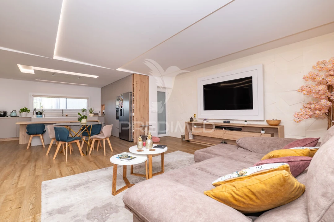 Moradia T3 para Venda em Turiz Foto 8