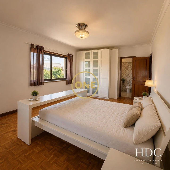 Moradia T4 para Venda em Carcavelos e Parede Foto 18
