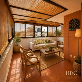 Moradia T4 para Venda em Carcavelos e Parede