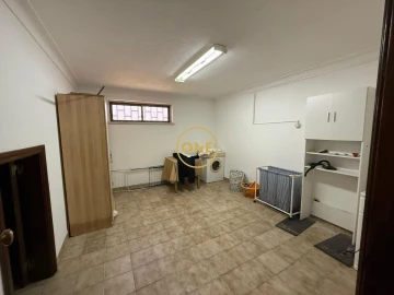 Moradia T4 para Venda em Carcavelos e Parede