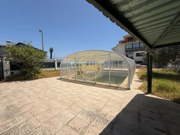 Moradia T4 para Venda em Carcavelos e Parede