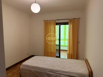 Moradia T4 para Venda em Carcavelos e Parede