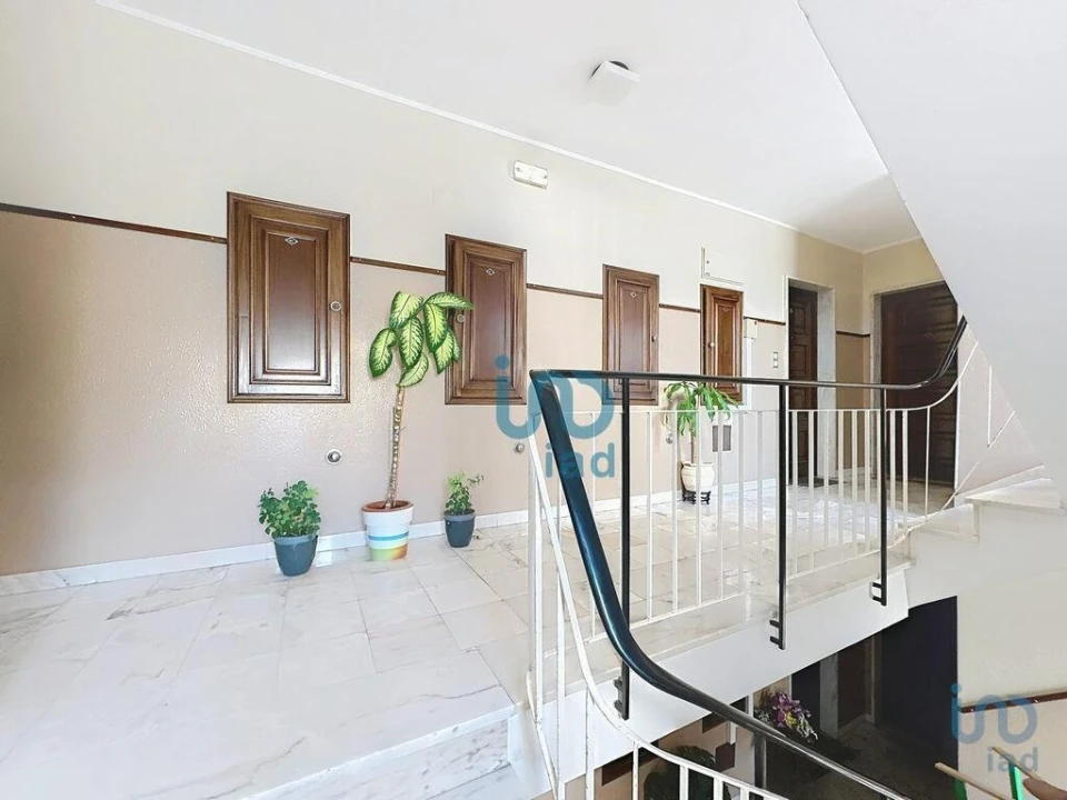 Apartamento T2 para Venda em Vila Real de Santo Antonio Foto 2