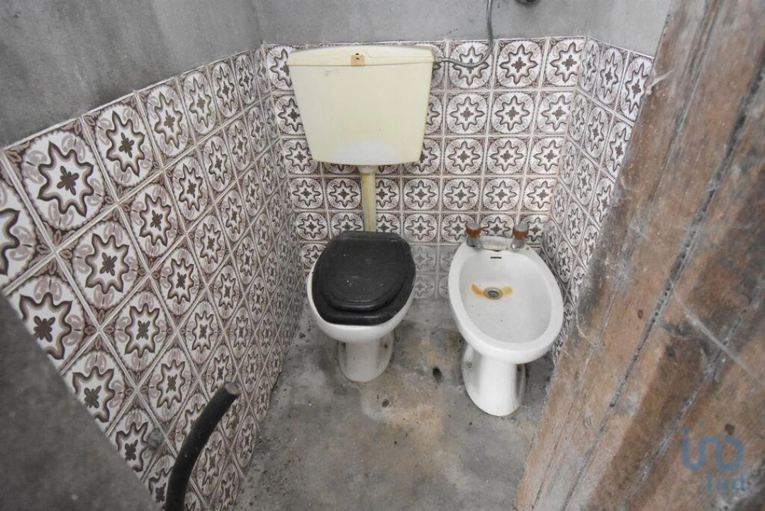 Moradia T2 para Venda em Vila Nova Foto 14