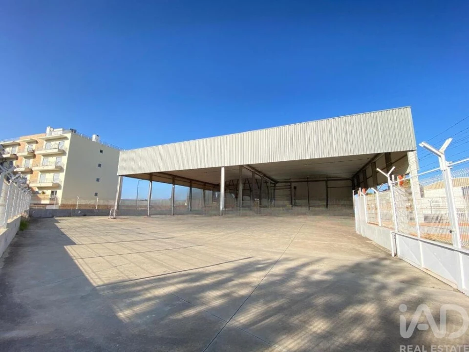 Moradia para Venda em Pechão Foto 22