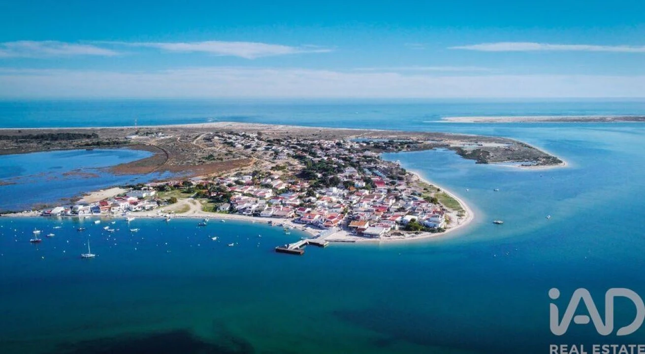 Moradia para Venda em Pechão Foto 30