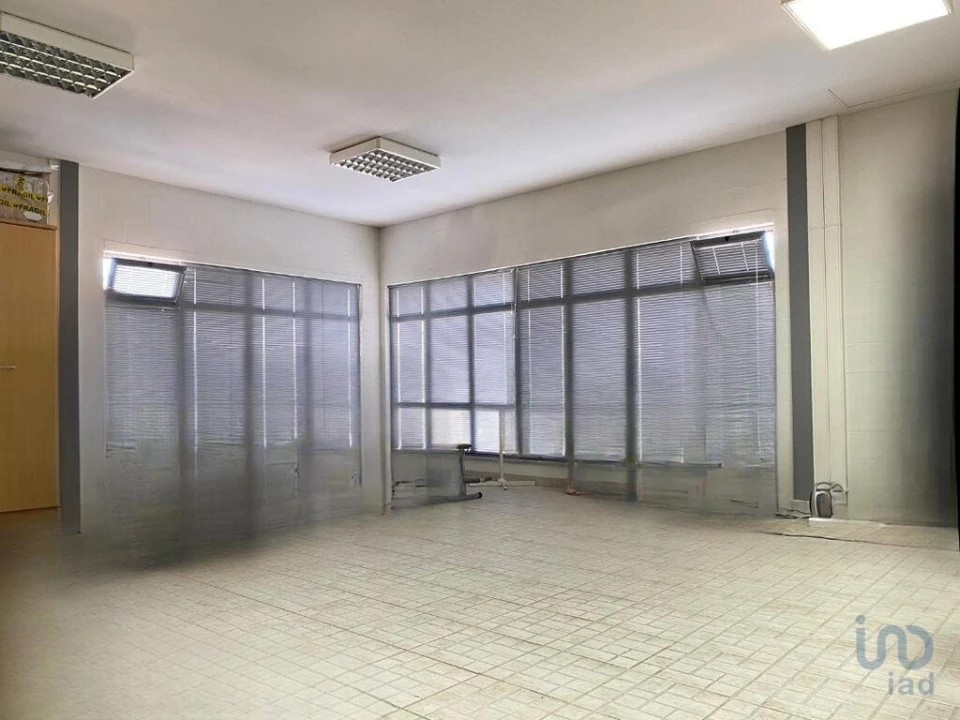 Moradia para Venda em Pechão Foto 11