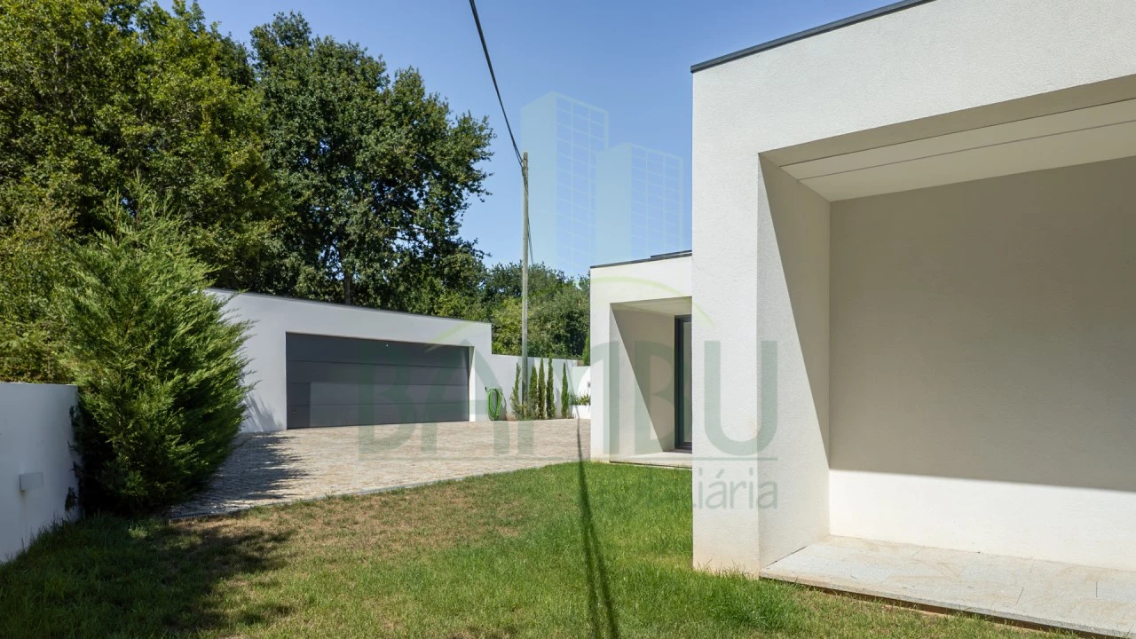 Moradia T3 para Venda em Sopo Foto 12