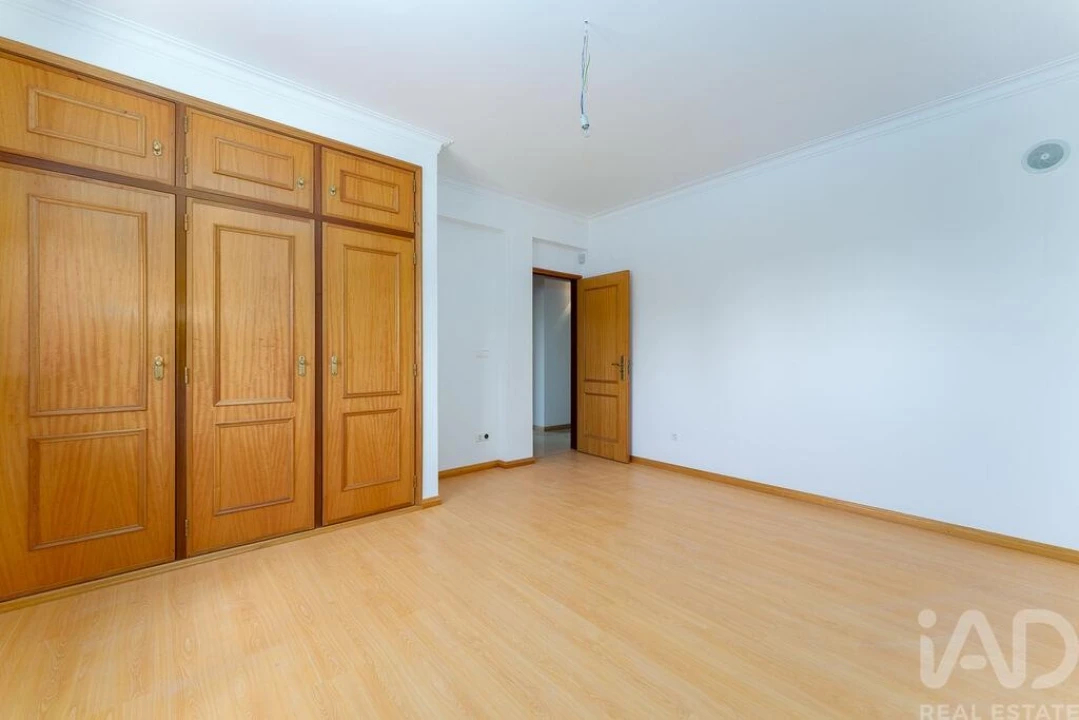 Moradia T3 para Venda em Martinchel Foto 30