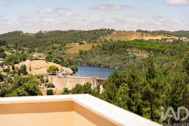 Moradia T3 para Venda em Martinchel Foto 18