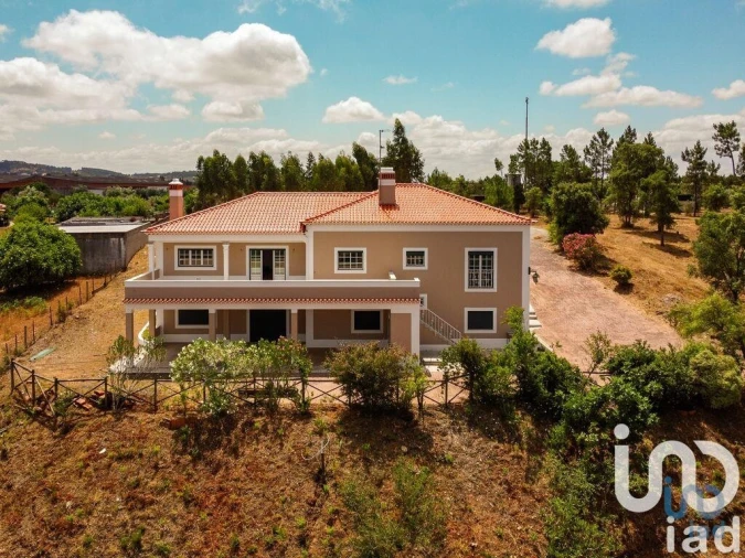 Moradia T3 para Venda em Martinchel Foto 3