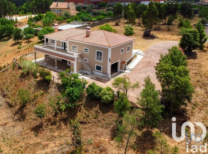 Moradia T3 para Venda em Martinchel Foto 4