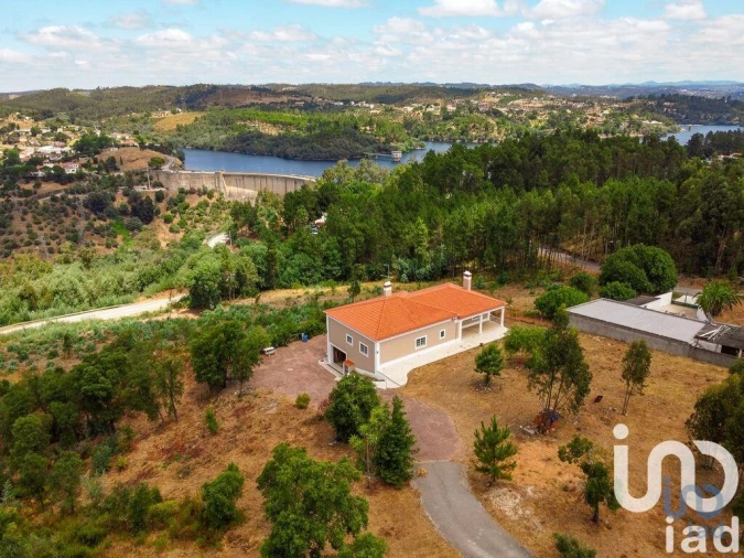 Moradia T3 para Venda em Martinchel Foto 2