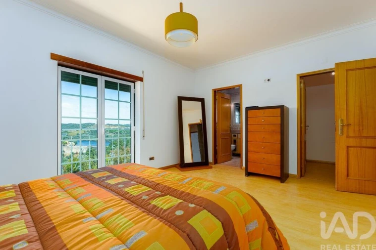 Moradia T3 para Venda em Martinchel Foto 36