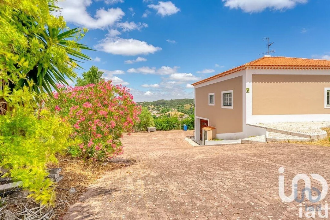 Moradia T3 para Venda em Martinchel Foto 6