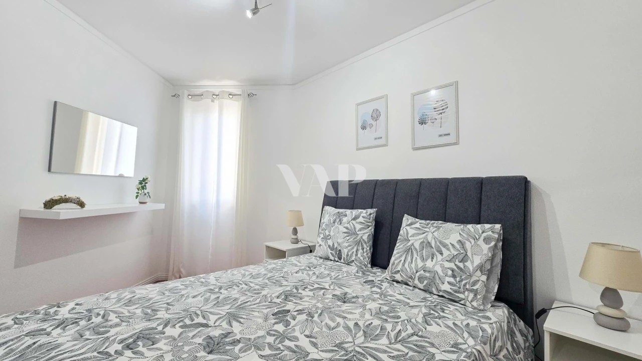 Apartamento T1 para Venda em Quarteira Foto 4
