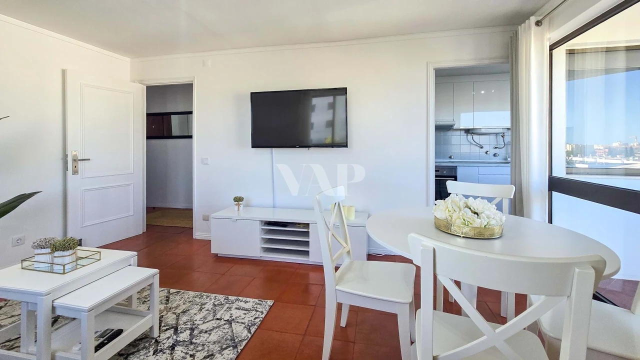 Apartamento T1 para Venda em Quarteira Foto 11