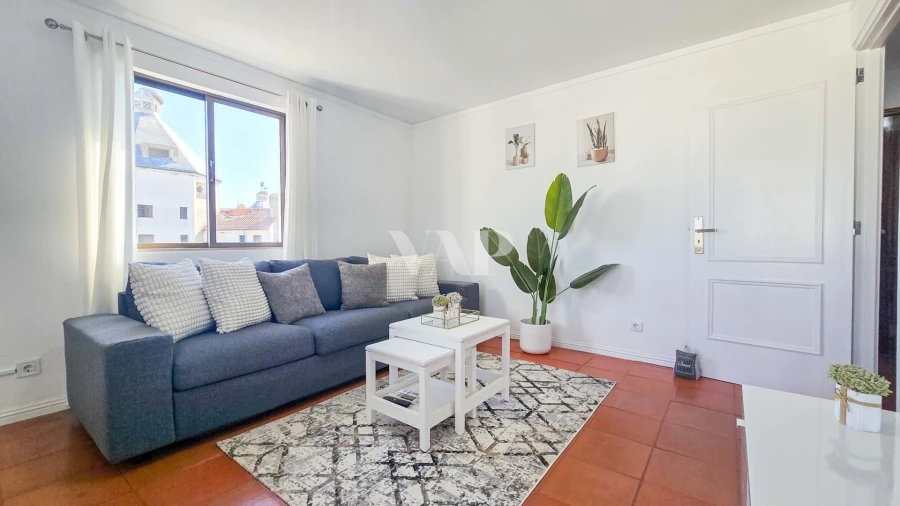 Apartamento T1 para Venda em Quarteira Foto 2