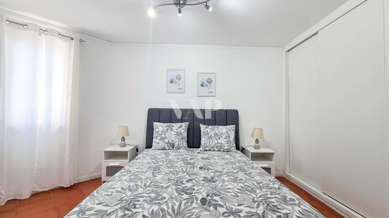 Apartamento T1 para Venda em Quarteira Foto 17