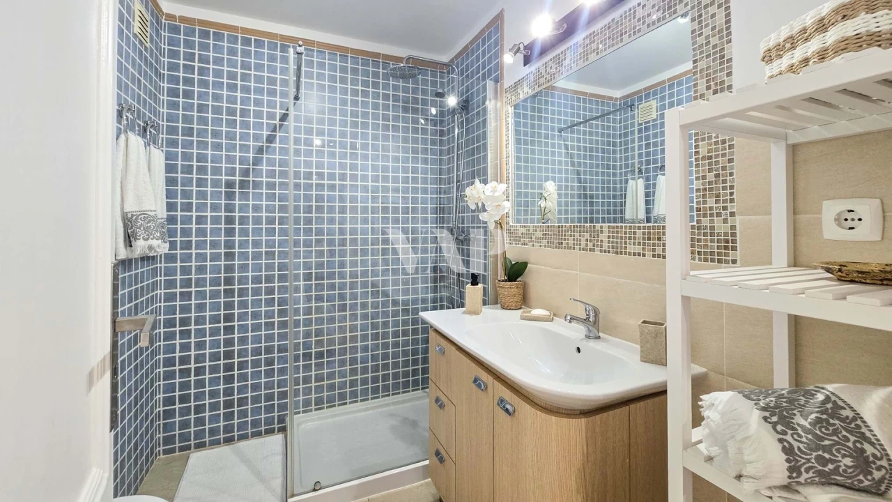 Apartamento T1 para Venda em Quarteira Foto 21
