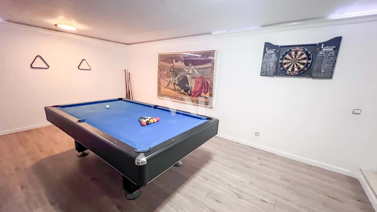 Moradia T4 para Arrendamento em Almancil Foto 31