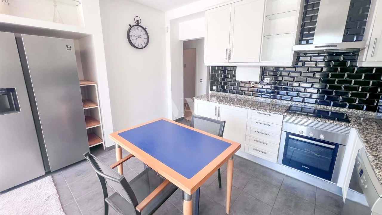 Moradia T4 para Arrendamento em Almancil Foto 12