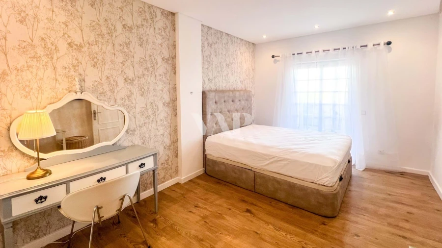 Moradia T4 para Arrendamento em Almancil Foto 5