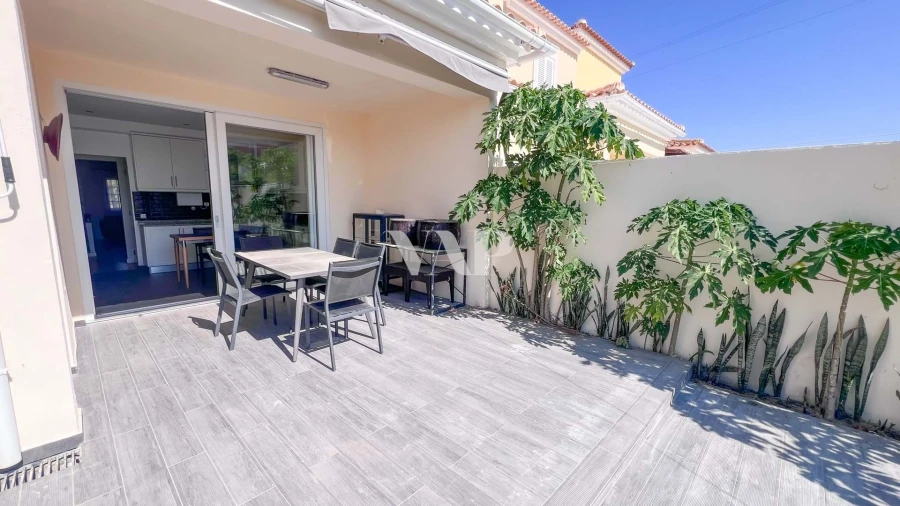 Moradia T4 para Arrendamento em Almancil Foto 14