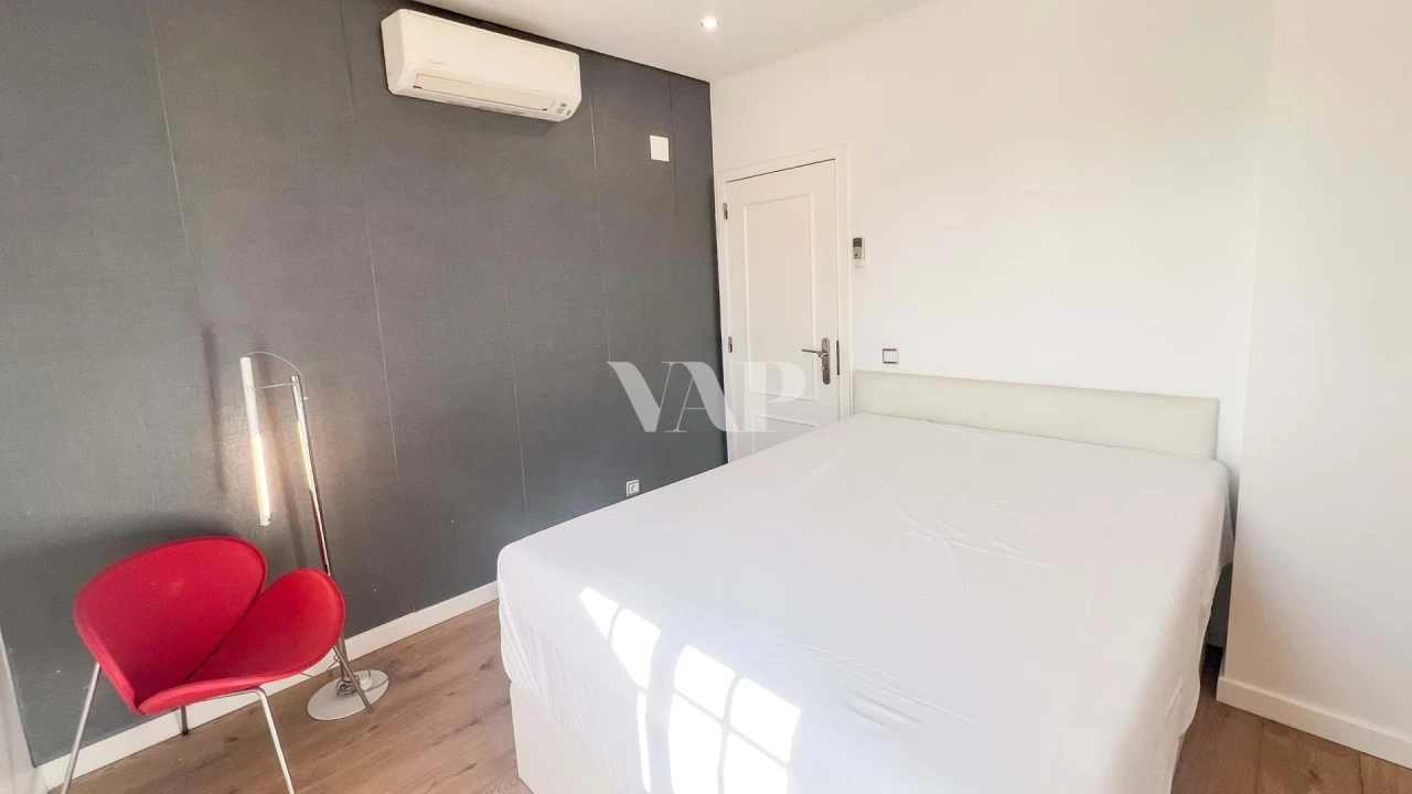 Moradia T4 para Arrendamento em Almancil Foto 28