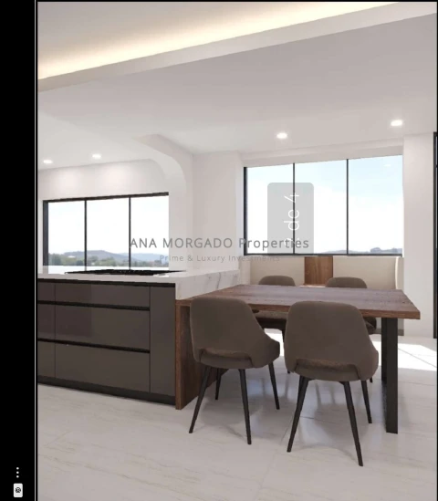 Moradia T5 para Venda em Agualva e Mira-Sintra