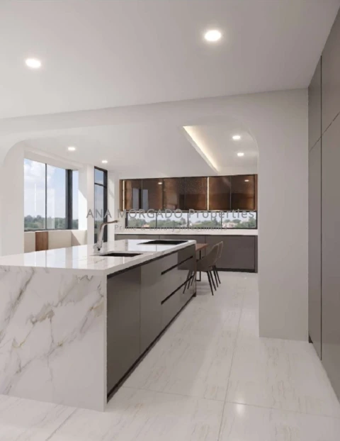 Moradia T5 para Venda em Agualva e Mira-Sintra