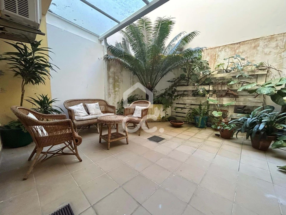 Apartamento T2 para Venda em Ponta Delgada (São Sebastião) Foto 2