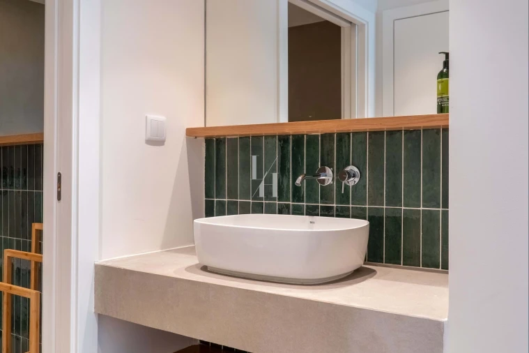 Apartamento T1 para Venda em Guia Foto 9