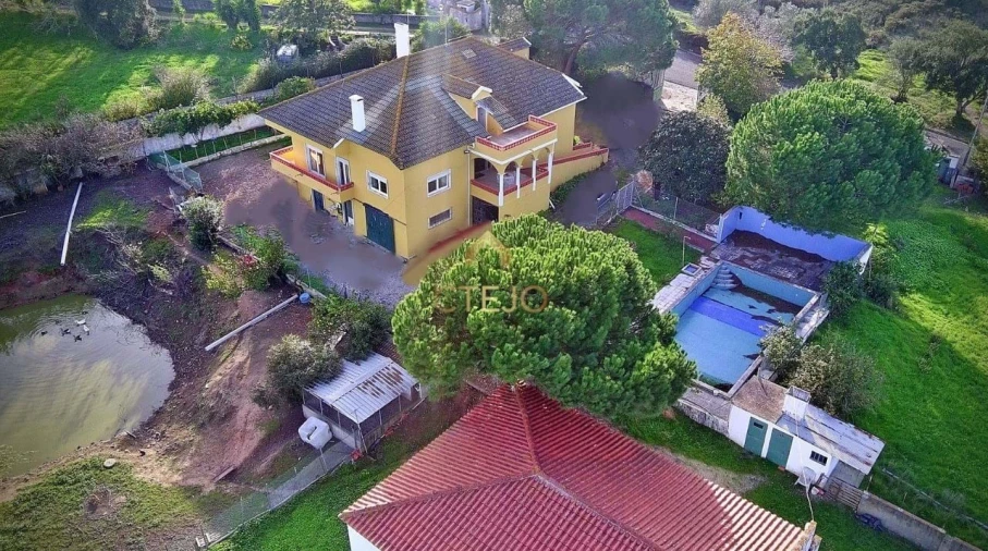 Quinta T7 para Venda em Carregado e Cadafais